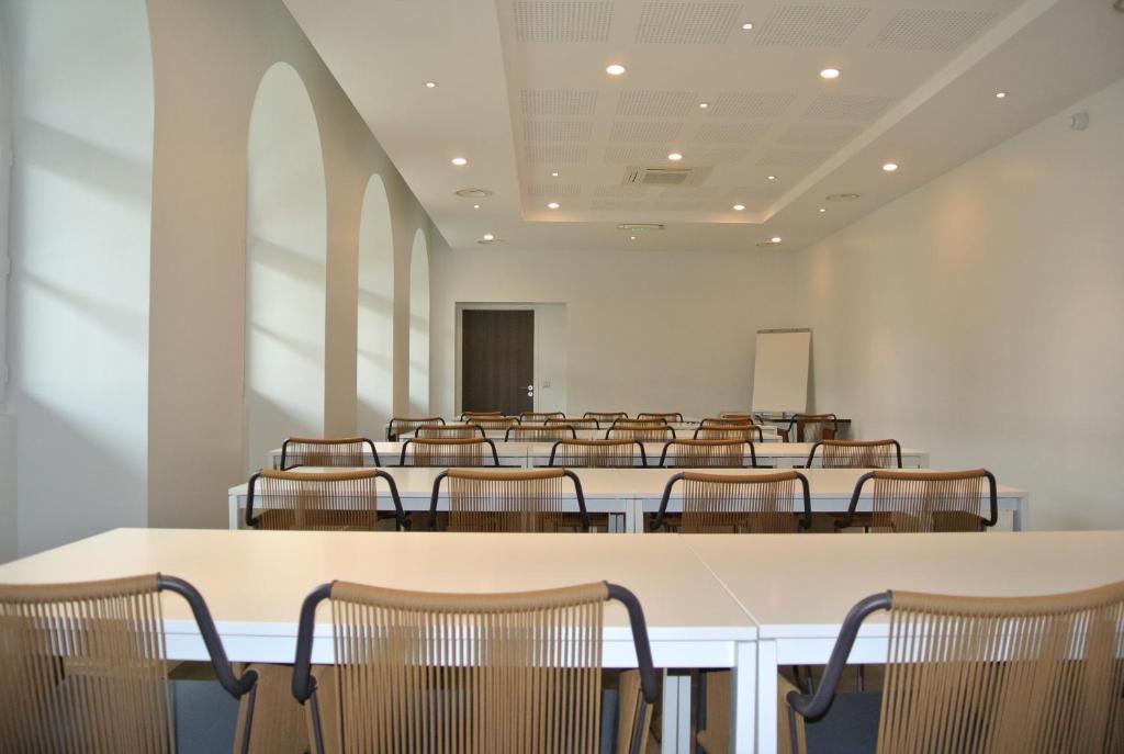 Grand Hotel De Castres Castres  Esterno foto